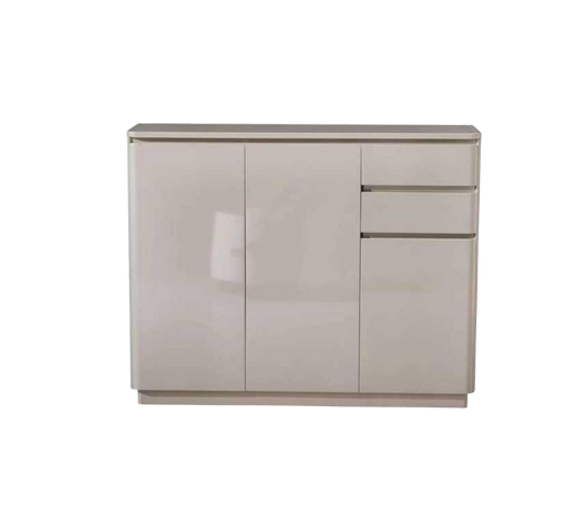 Cammino Three-Door Shoe Cabinet